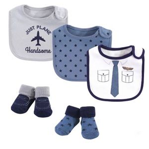 Little Treasure 5 piece set 3 bibs & 2 pair socks